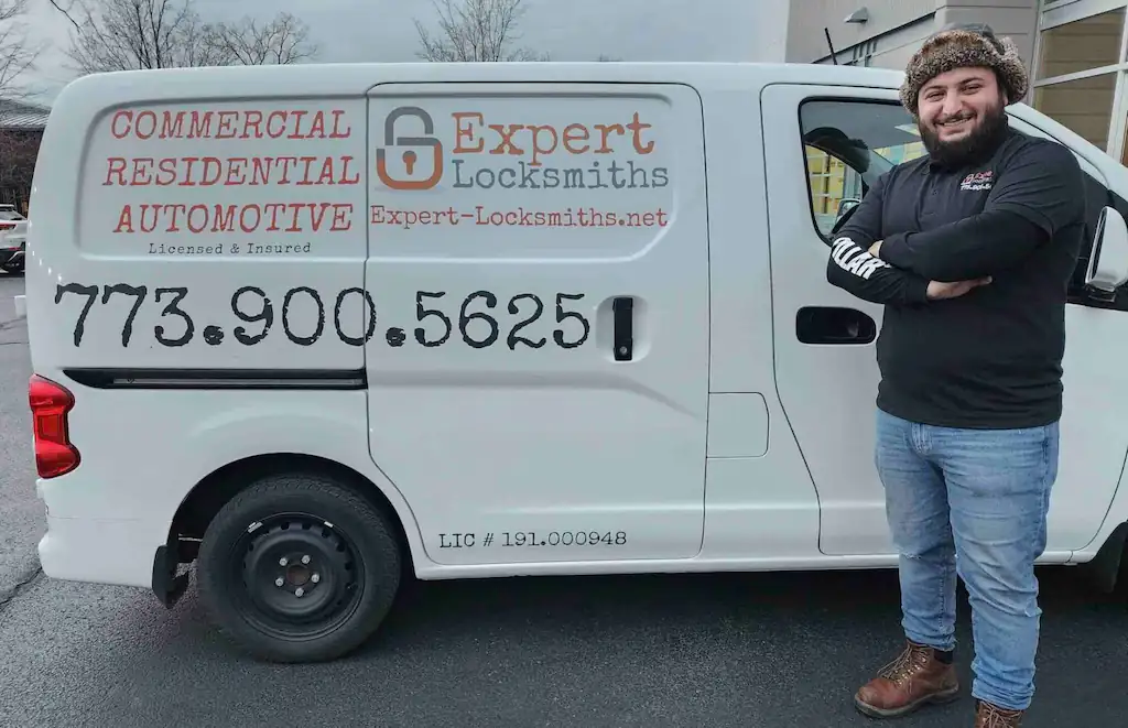 Expert Locksmith technician serving Arlington Heights and Lake County, IL